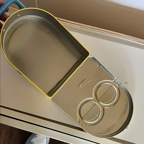 Minions lunch box - Picture 3 of 4